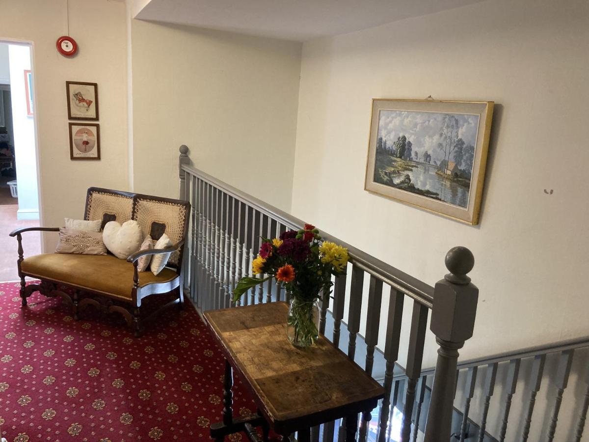 Thorverton Arms Exteriér fotografie